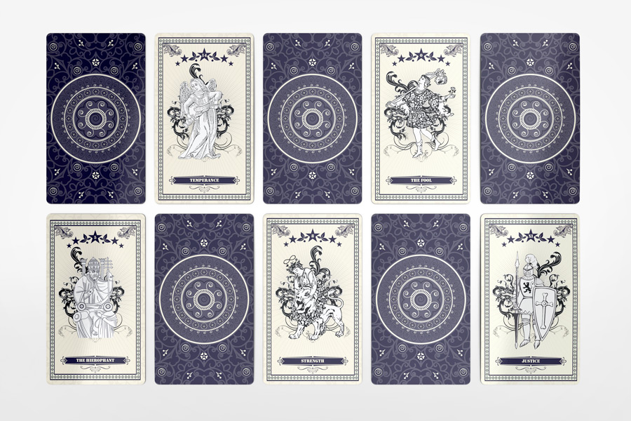 09 Tarot Cards Mockup 05